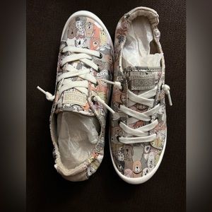 Bob’s/Sketchers slip on sneakers with dog pattern - Size 10
